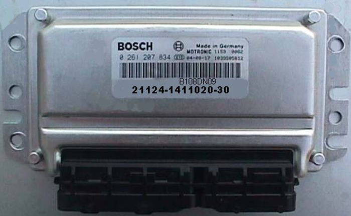 Контроллер BOSCH 21124-1411020-30 M7.9.7 ВАЗ 2110
